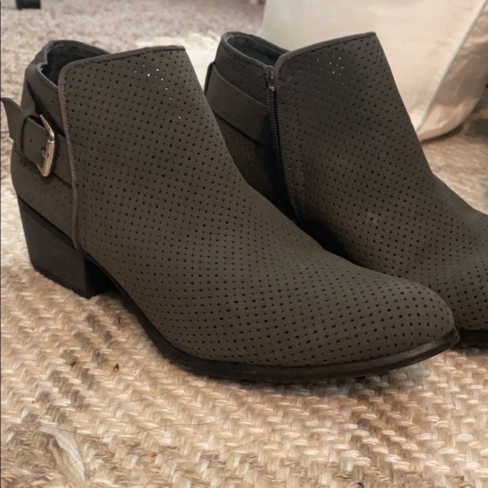 Esprit gray booties